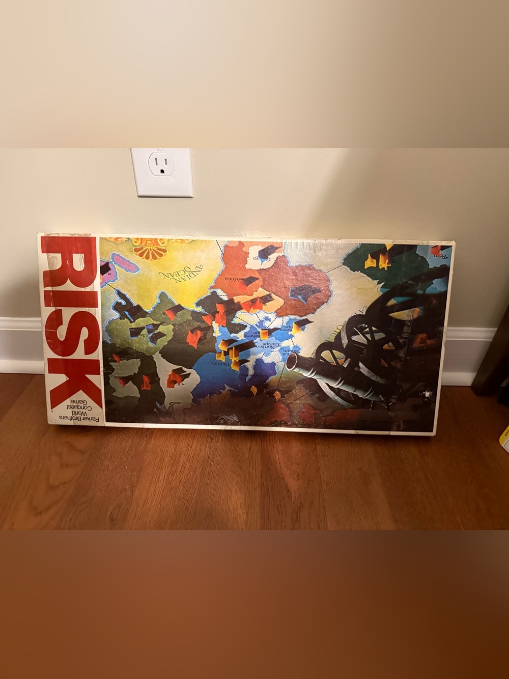 Vintage 1975 RISK Board Game Parker Brothers | with Wood Pieces